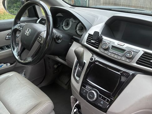 Used 2016 Honda Odyssey EX-L image 18