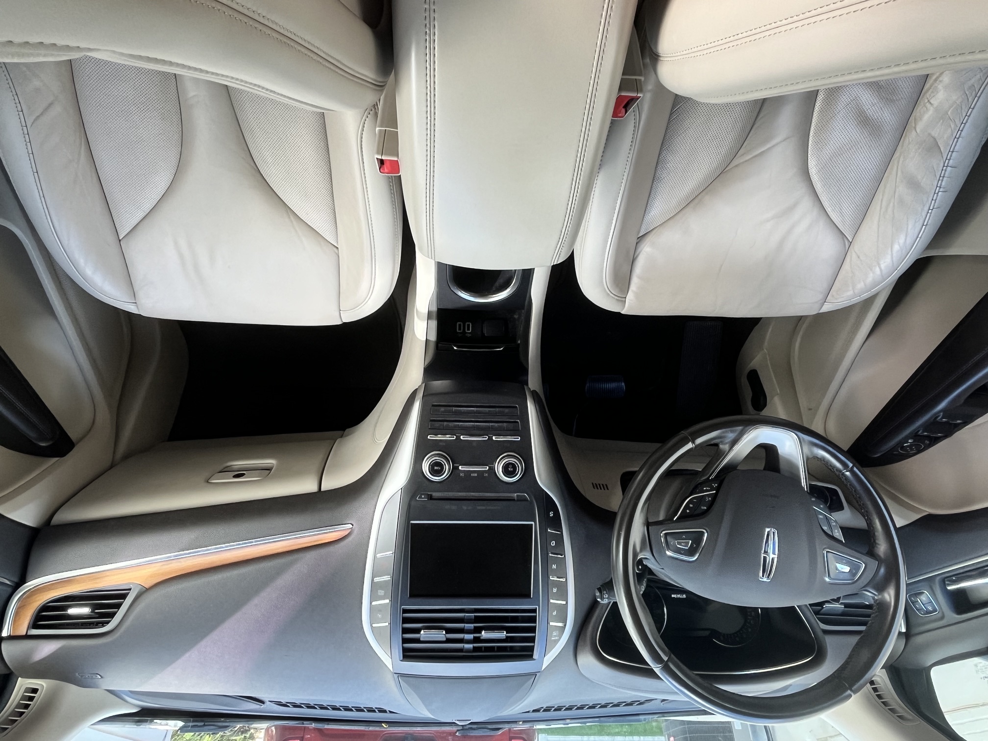 Used 2017 Lincoln MKC Select FWD image 13