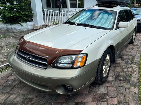 Used 2002 Subaru Outback Limited AWD/4WD image 9