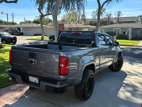 Used 2018 Chevrolet Colorado LT w/ LT Convenience Package image 5