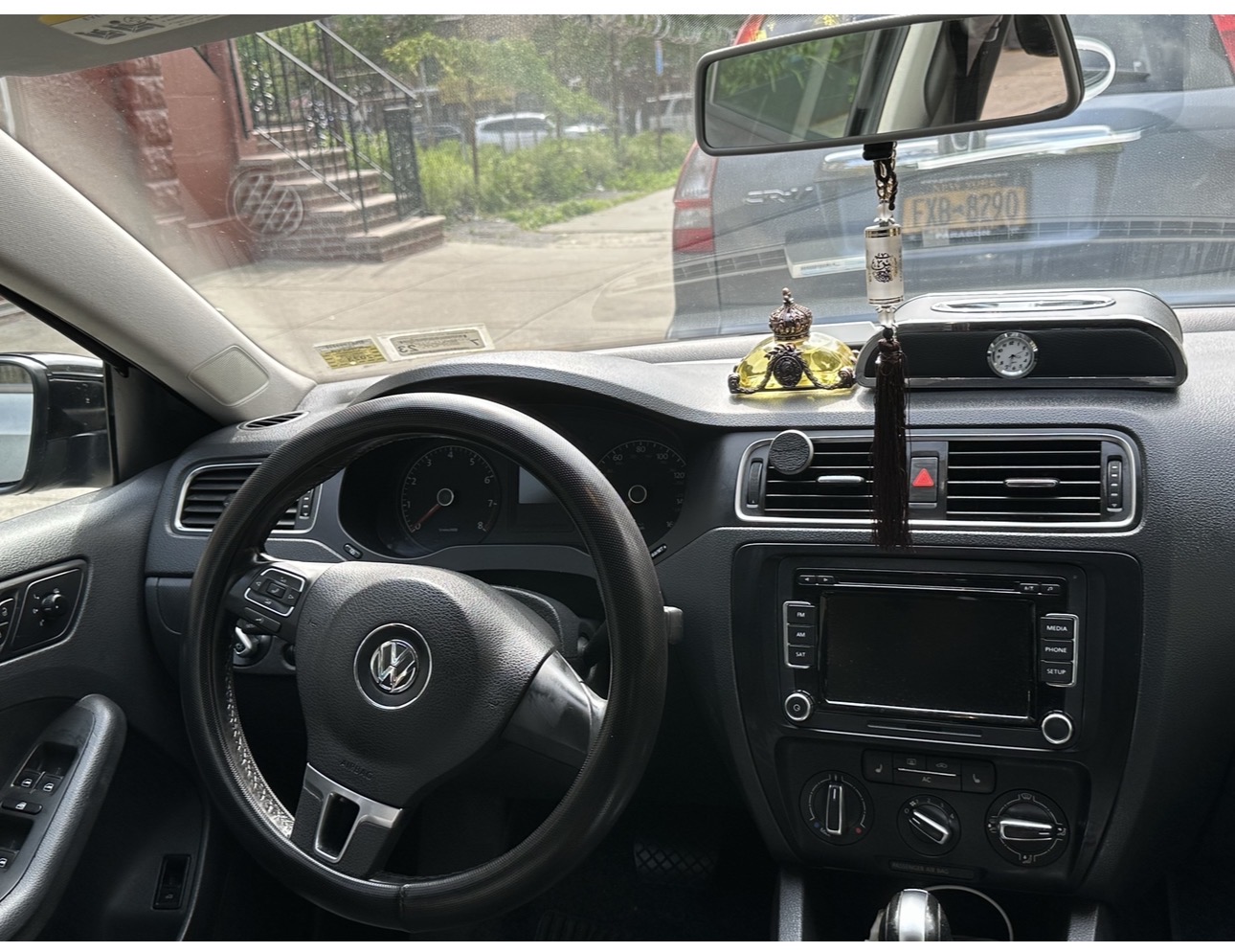 Used 2011 Volkswagen Jetta SE FWD image 9