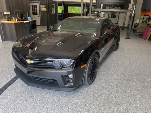 Used 2013 Chevrolet Camaro ZL1 RWD image 2