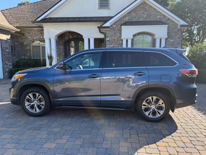Used 2014 Toyota Highlander LE