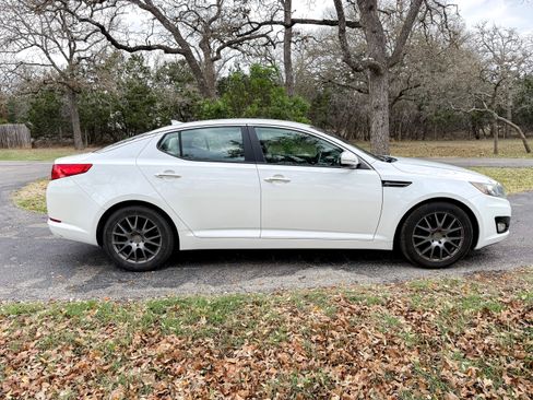Used 2013 Kia Optima LX image 4