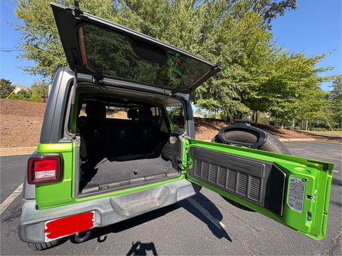 Used 2019 Jeep Wrangler Unlimited Sport S image 15