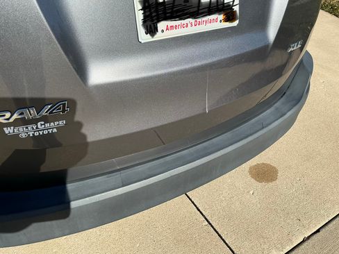 Used 2013 Toyota RAV4 XLE image 6