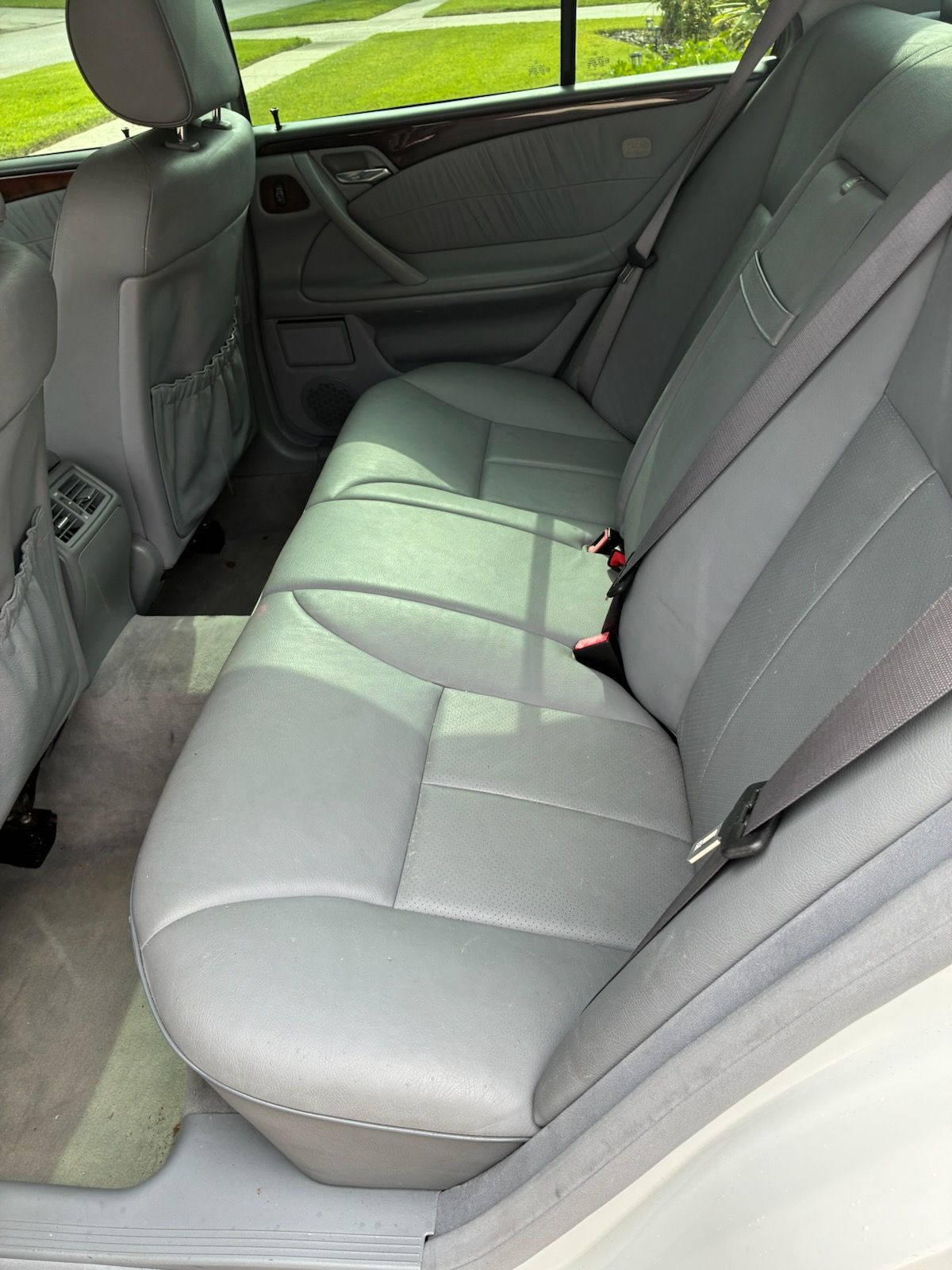 Used 2001 Mercedes-Benz E 430 Sedan image 10