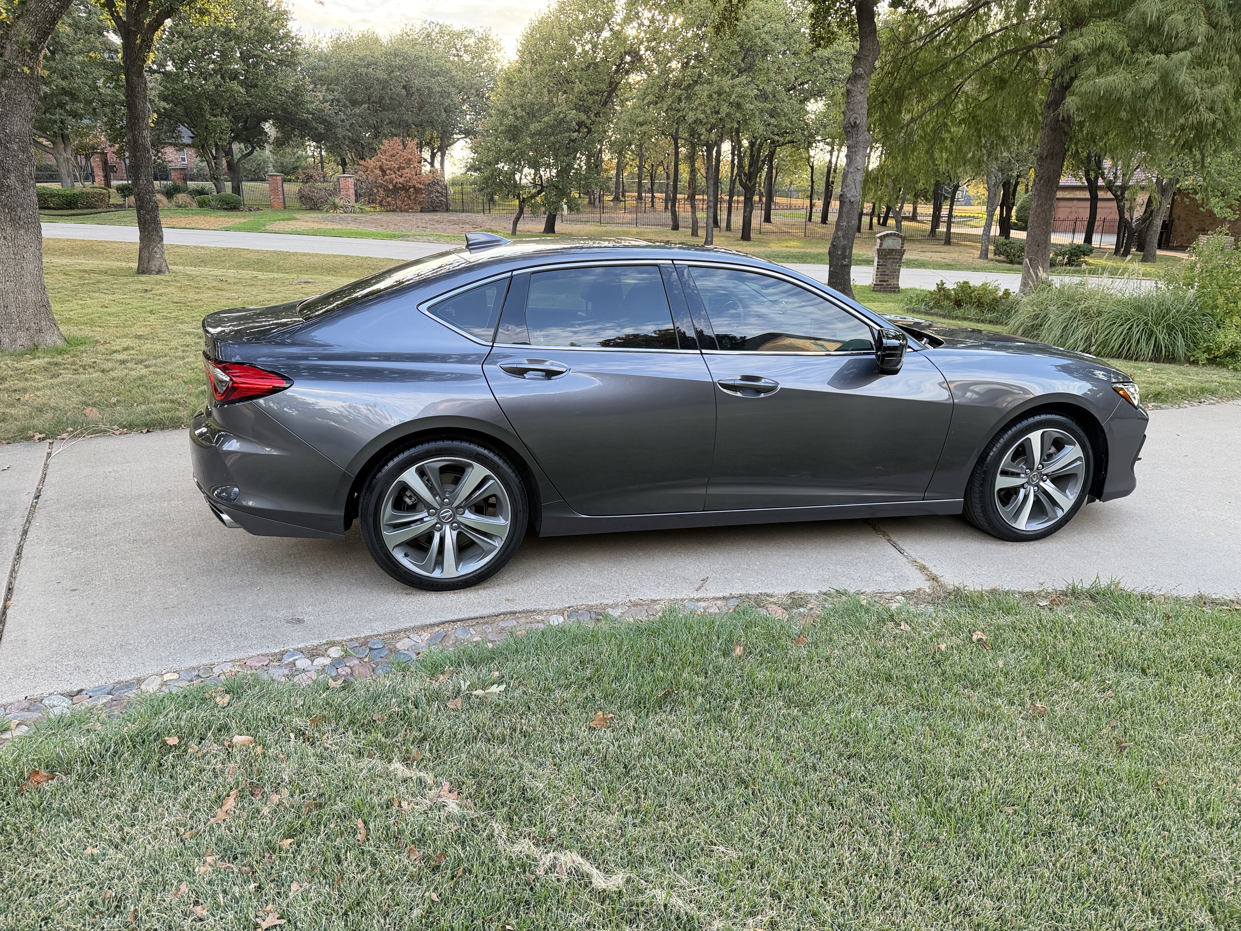 Used 2023 Acura TLX w/ Advance Package AWD/4WD image 1