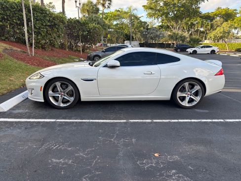 Used 2014 Jaguar XKR R image 4