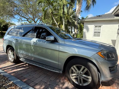 Used 2016 Mercedes-Benz GL 450 4MATIC image 9