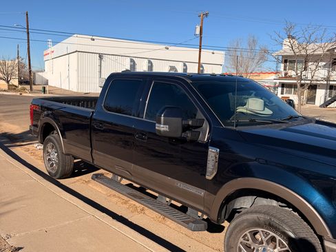 Used 2022 Ford F250 King Ranch w/ FX4 Off-Road Package image 5