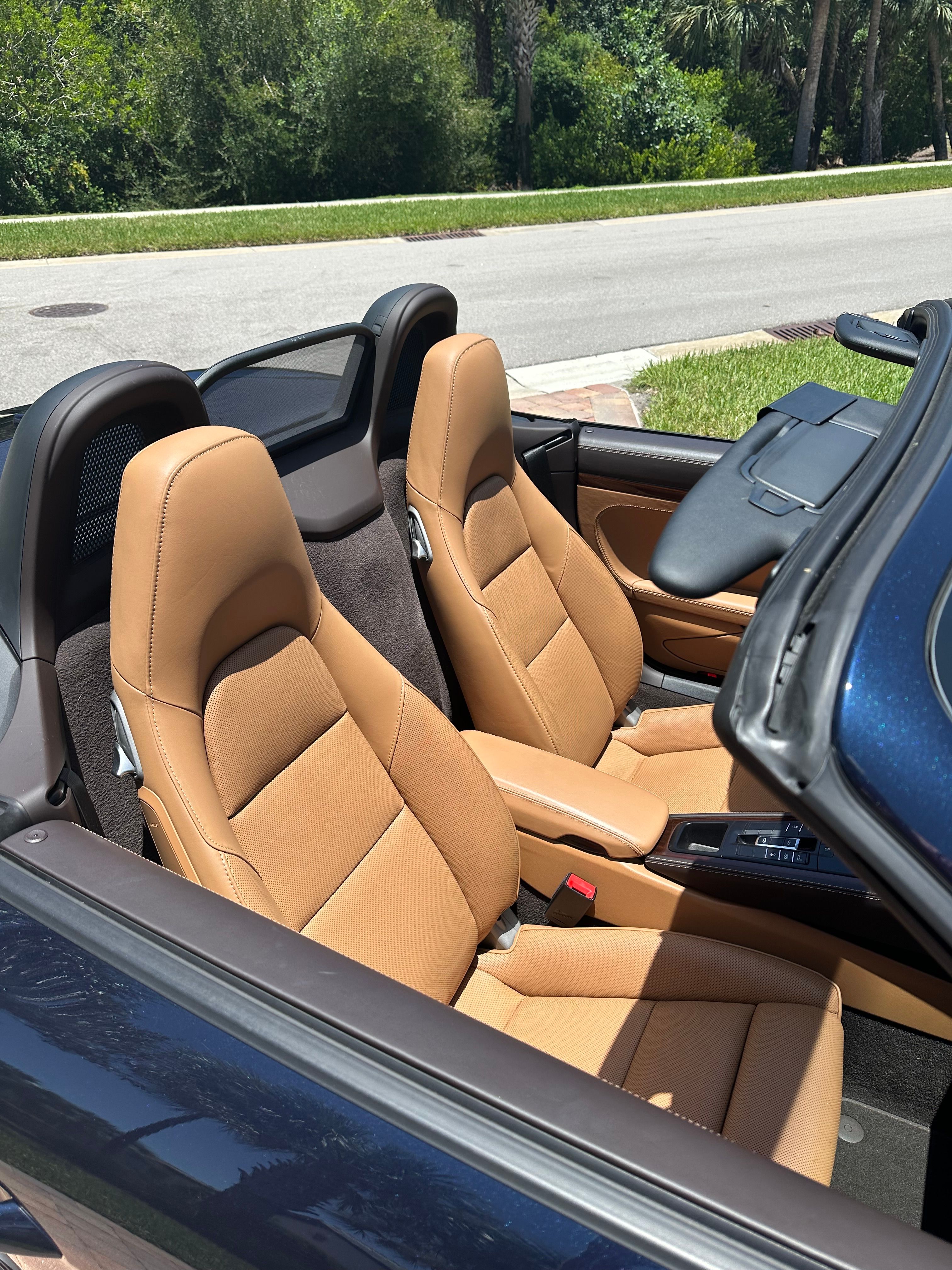 Used 2019 Porsche 718 Boxster RWD image 10