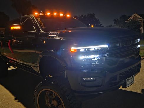 Used 2026 RAM 2500 Limited AWD/4WD image 8
