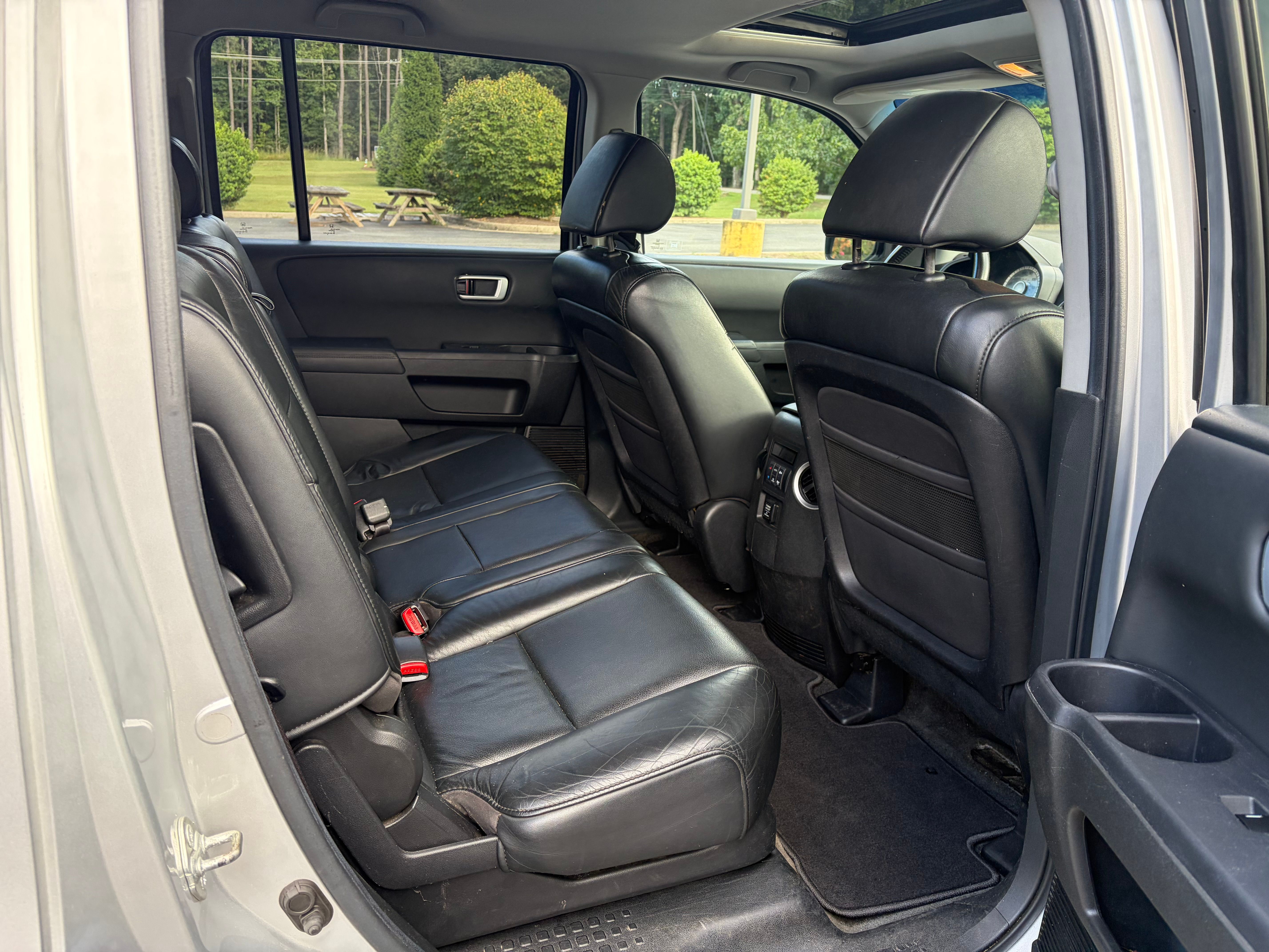 Used 2011 Honda Pilot EX-L image 16