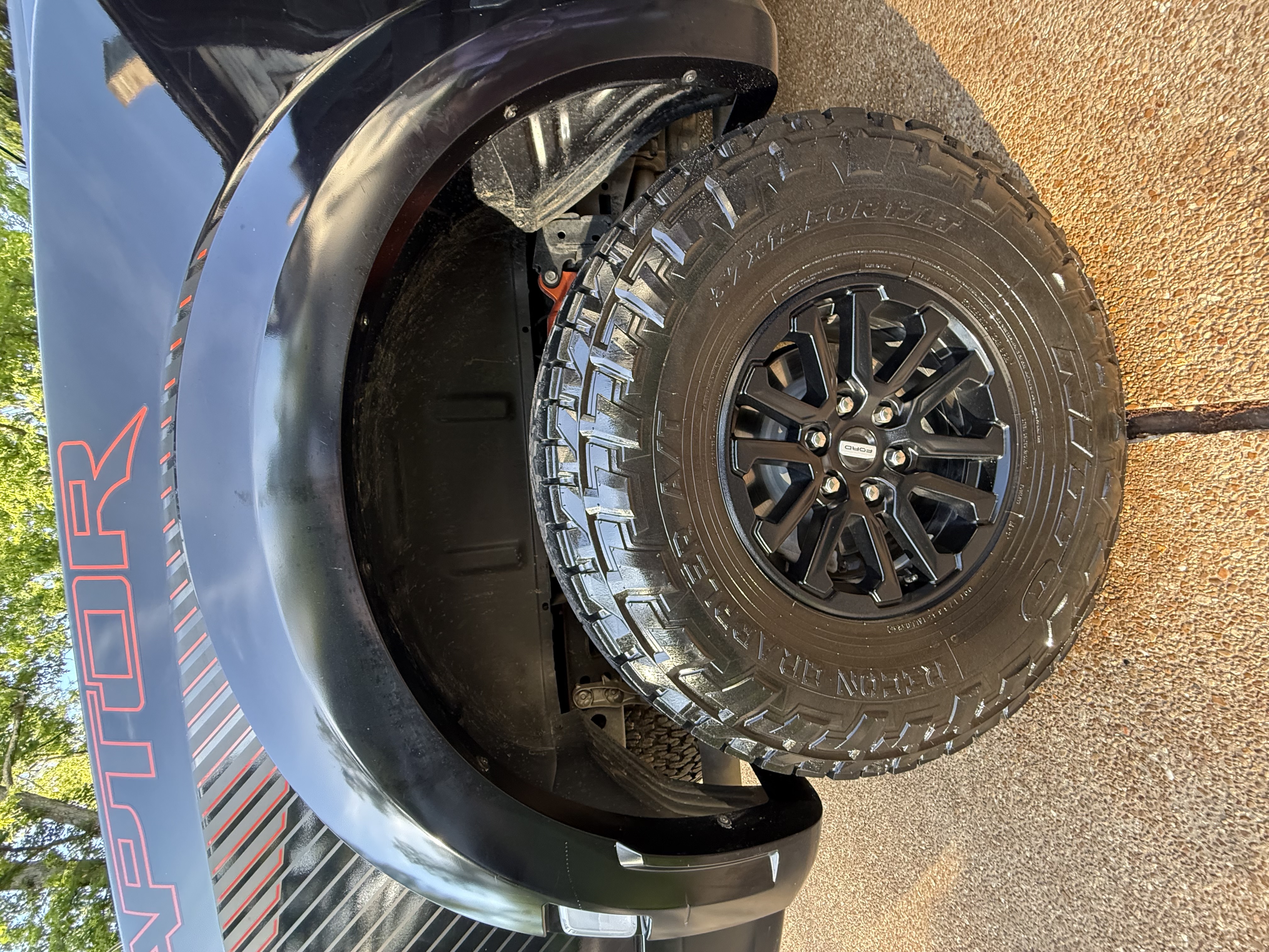 Used 2024 Ford F150 Raptor AWD/4WD image 12