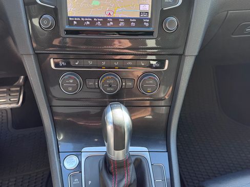 Used 2016 Volkswagen GTI Autobahn w/ Lighting Package (SEL) FWD image 11