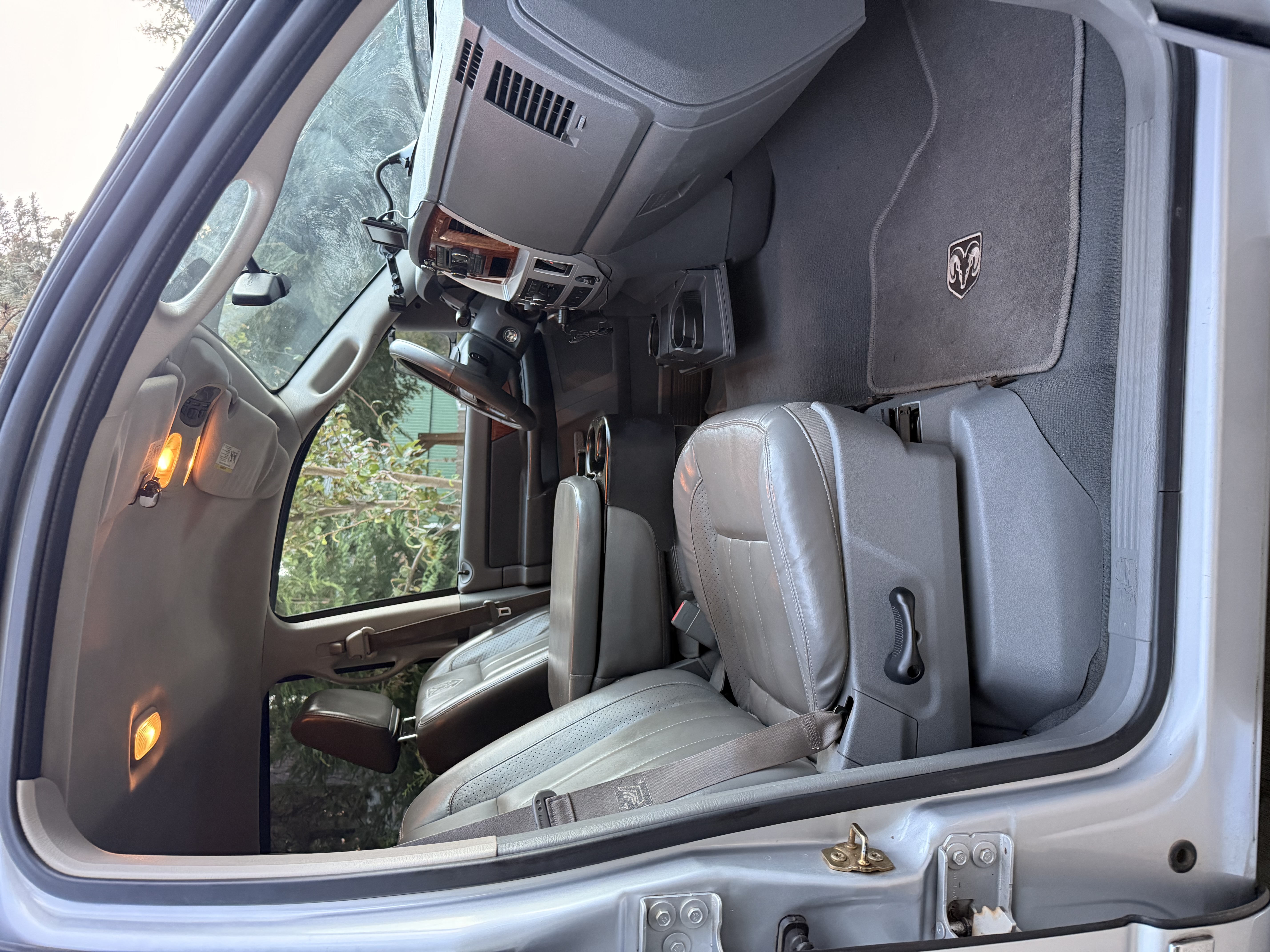 Used 2007 Dodge Ram 1500 Truck Laramie AWD/4WD image 18