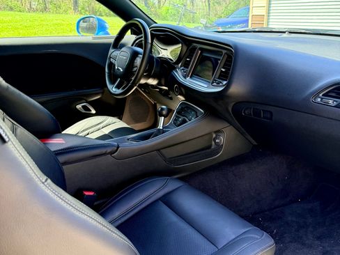 Used 2018 Dodge Challenger R/T w/ Blacktop Package RWD image 13