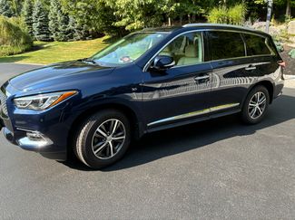 Used 2017 INFINITI QX60 Luxe w/ Premium Plus Package AWD/4WD video 1