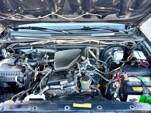 Used 2013 Toyota Tacoma 4x4 Regular Cab image 22