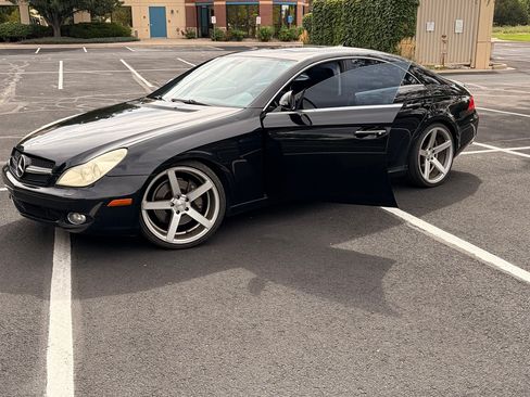 Used 2007 Mercedes-Benz CLS 550 image 1