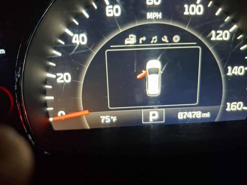 Used 2016 Kia Sorento SX image 10