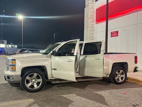 Used 2015 Chevrolet Silverado 1500 LT w/ Texas Edition, 1LT Trim image 2