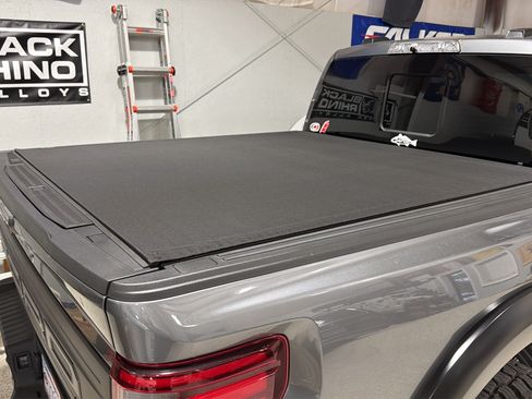 Used 2025 Ford F150 Raptor AWD/4WD image 10