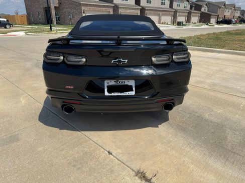 Used 2023 Chevrolet Camaro SS RWD image 19