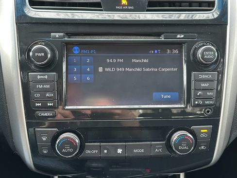 Used 2013 Nissan Altima 2.5 SV w/ 2.5SV Convenience Pkg image 4