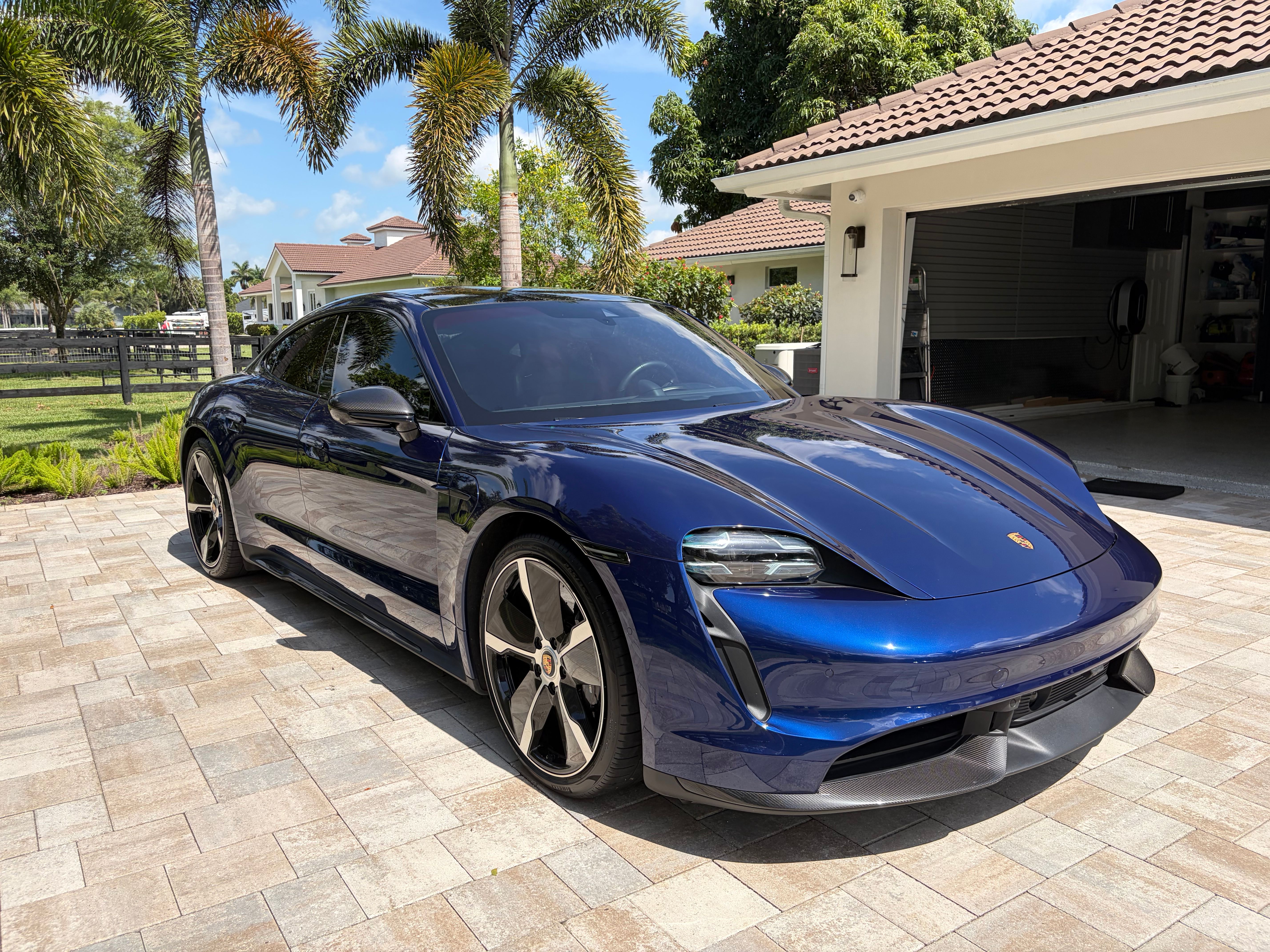 Used 2020 Porsche Taycan Turbo S AWD/4WD image 1