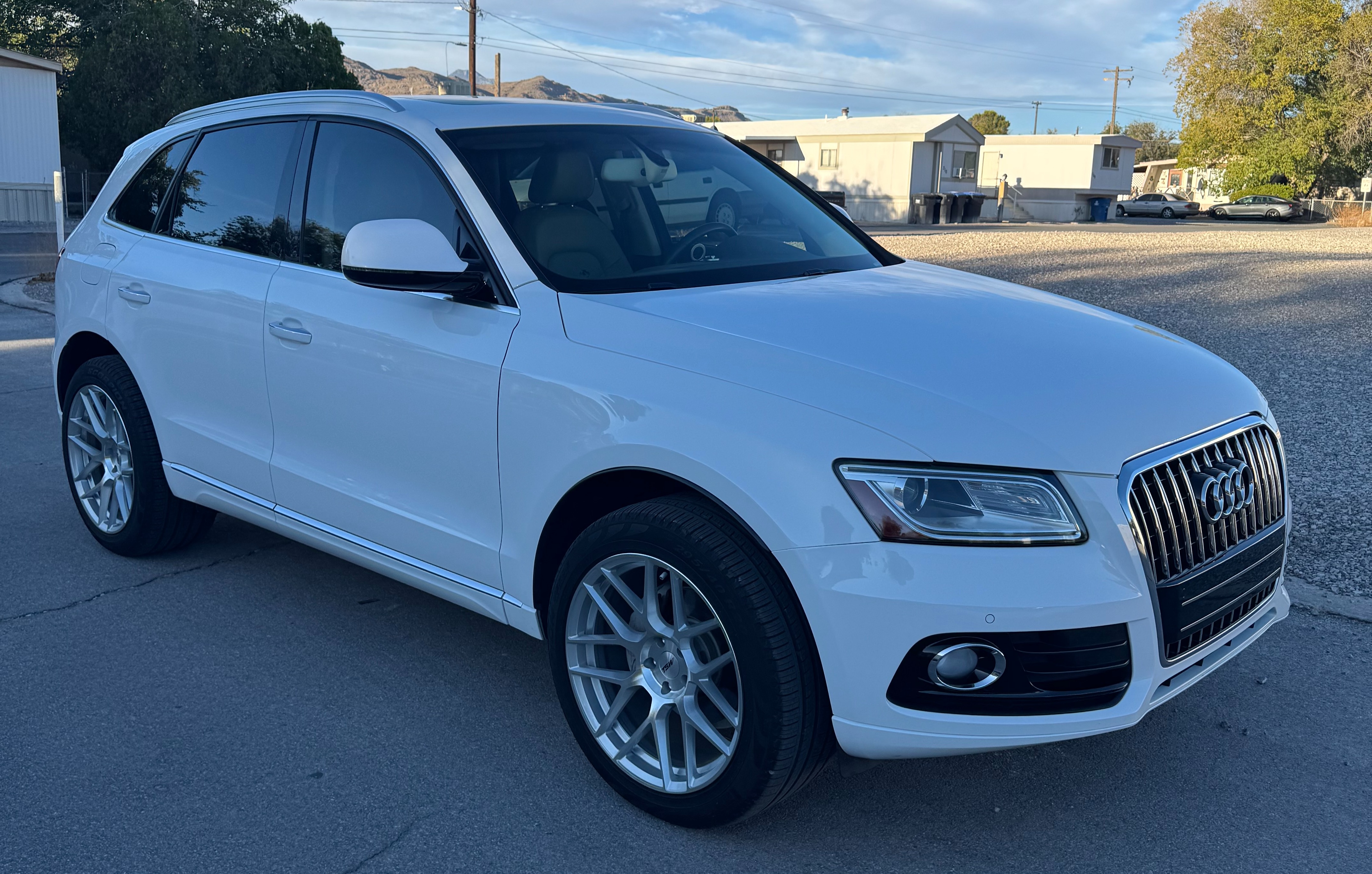 Used 2015 Audi Q5 2.0T Premium Plus AWD/4WD image 2