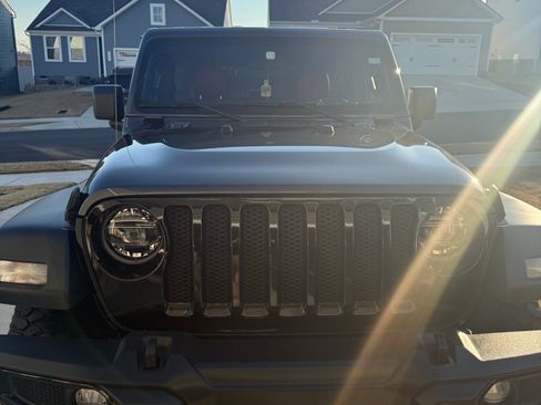 Used 2022 Jeep Wrangler Unlimited Sport image 12