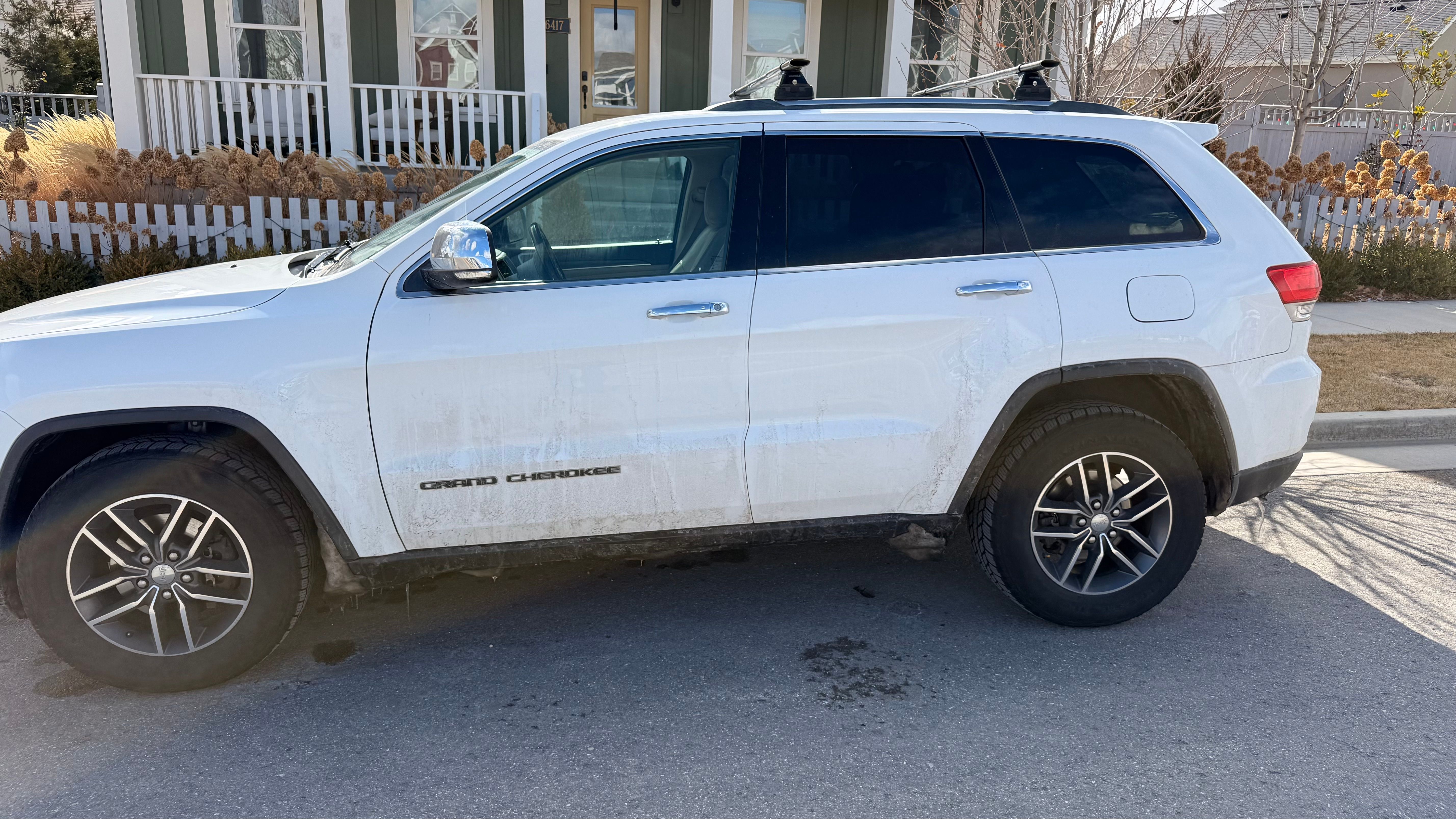 Used 2018 Jeep Grand Cherokee Limited w/ Trailer Tow Group IV AWD/4WD image 11