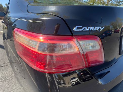 Used 2009 Toyota Camry LE image 20