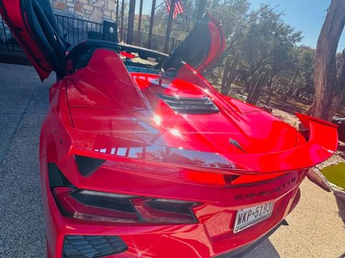 Used 2022 Chevrolet Corvette Stingray Convertible w/ 1LT image 9