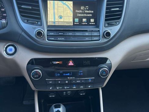Used 2016 Hyundai Tucson Limited image 15