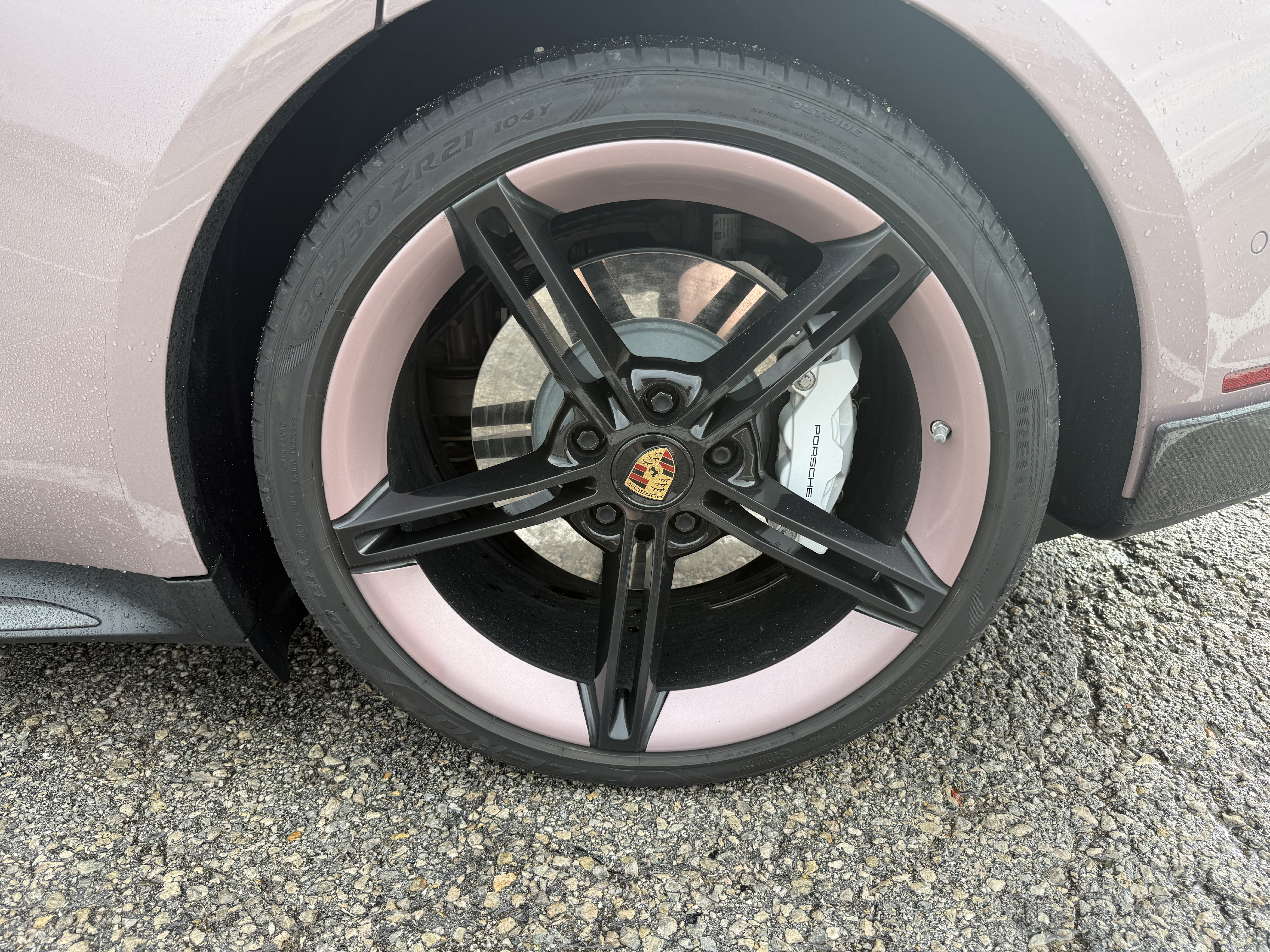 Used 2022 Porsche Taycan RWD image 23