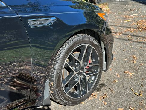 Used 2019 Kia Optima SX image 13