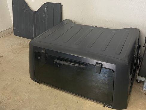 Used 2013 Jeep Wrangler Sport AWD/4WD image 9
