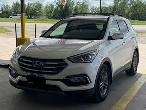 Used 2018 Hyundai Santa Fe Sport FWD image 1