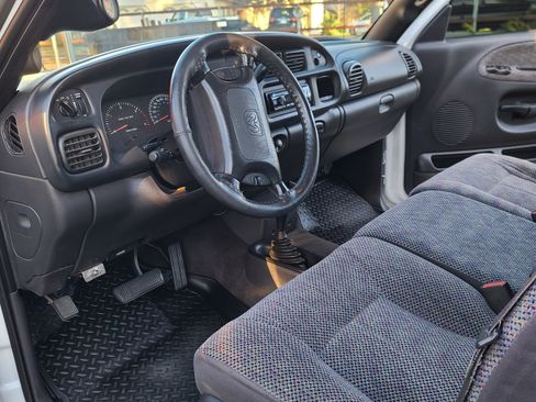 Used 2000 Dodge Ram 2500 Truck 4x4 Quad Cab image 18