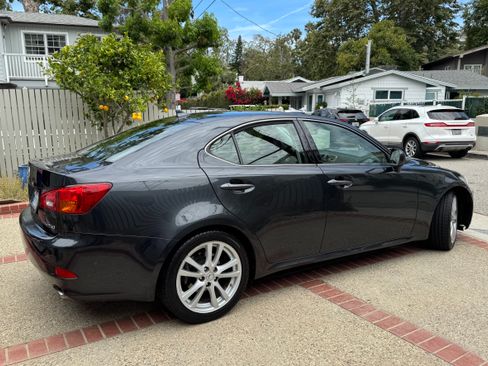 Used 2007 Lexus IS 250 RWD image 6