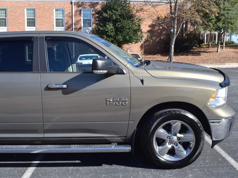 Used 2015 RAM 1500 Big Horn RWD image 4