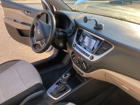 Used 2019 Hyundai Accent SE image 23