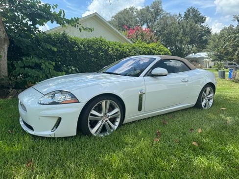 Used 2011 Jaguar XK Convertible RWD image 2