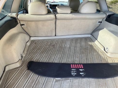 Used 2006 Subaru Outback 2.5i Limited image 11