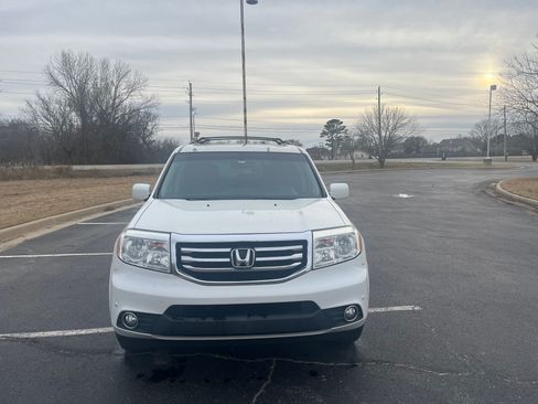 Used 2014 Honda Pilot Touring image 2