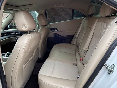 Used 2016 Chevrolet Malibu LT image 15