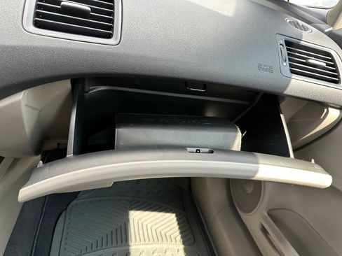 Used 2010 Honda Civic Hybrid Sedan image 18